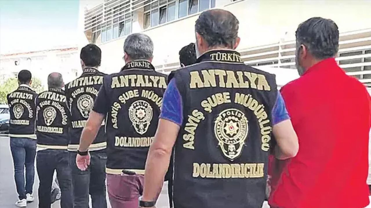 dolandiricilikta tarihi vurgun 1 milyar 200 milyon tl