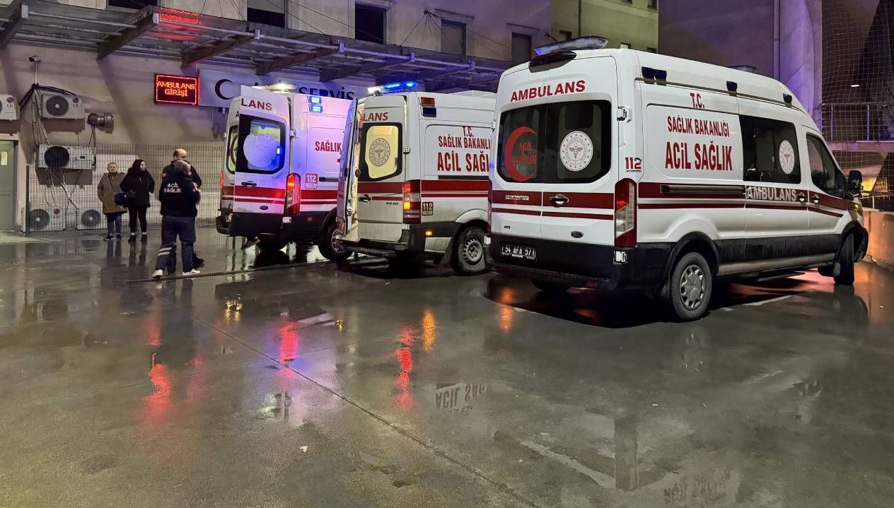 Dövdükleri kişiyi silahla vurup, bıçakladılar 71 dovdukleri kisiyi silahla vurup bicakladilar 6IKEVk2f