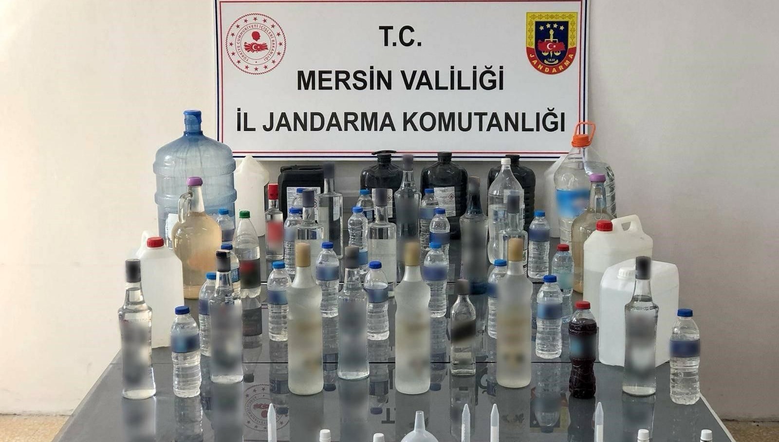 Düzmece içki üretenlere suçüstü 71 duzmece icki uretenlere sucustu ALbiuNPp