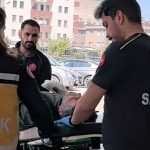 elini makineye kaptirdi uc parmagi koptu haZaTn8M