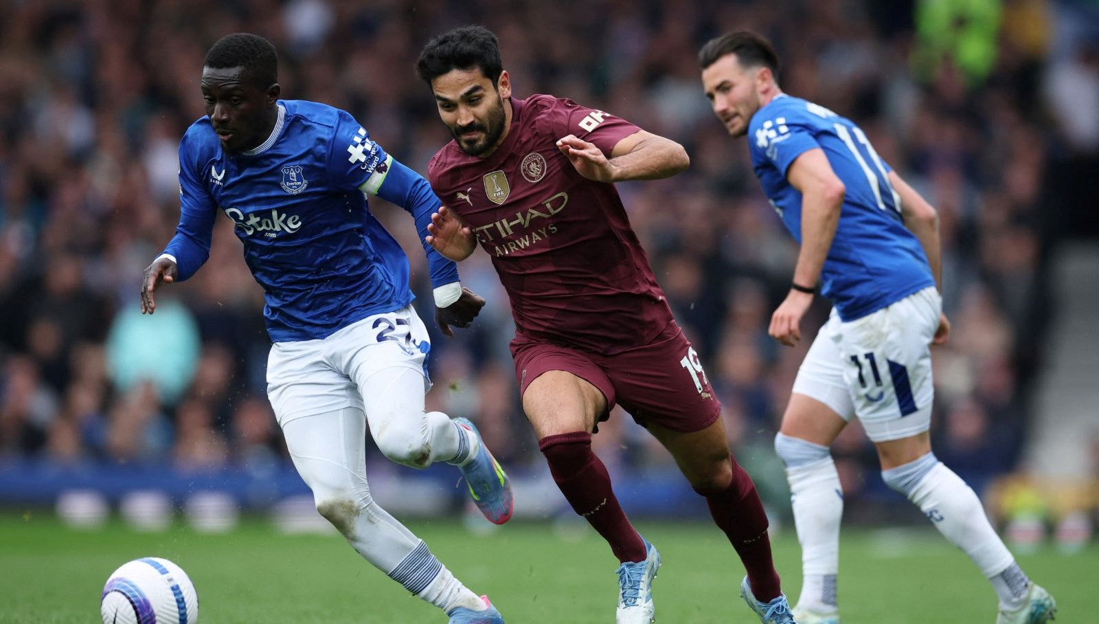 evertonin sahiplerinin ortasina yeni bir isim katildi 4JUItzG8