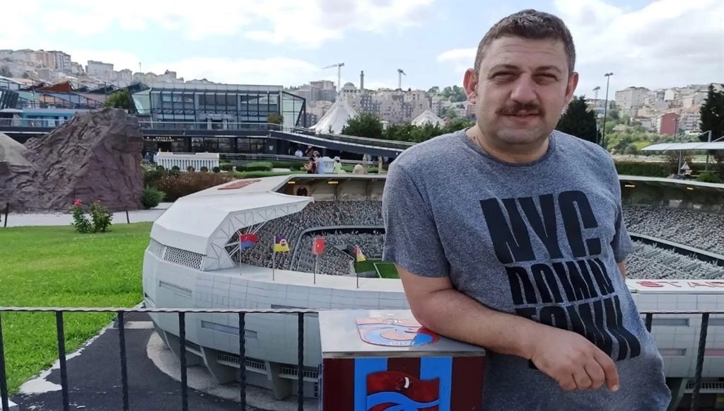 Fenerbahçe maçını izlerken kötüleşen taraftar hayatını kaybetti 71 fenerbahce macini izlerken kotulesen taraftar hayatini kaybetti c5bw23bj