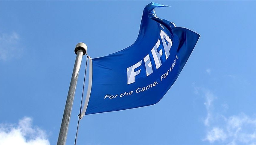 fifa acikladi 3 super lig kulubune transfer yasagi geldi