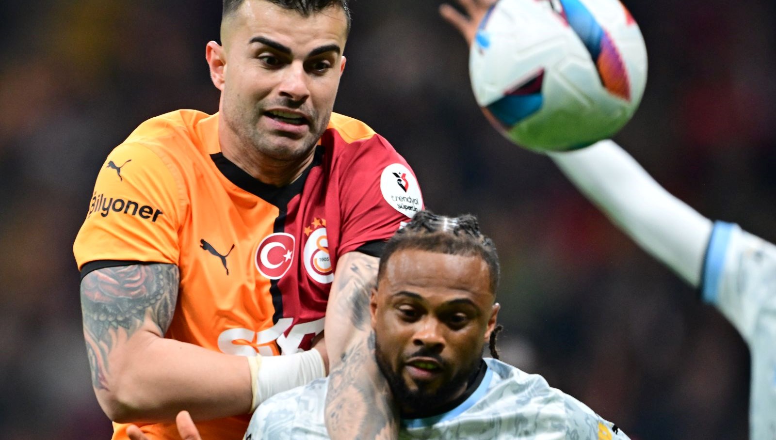 galatasaray bodrumu 2 golle gecti puan farki 6ya cikti zs1rbz2t