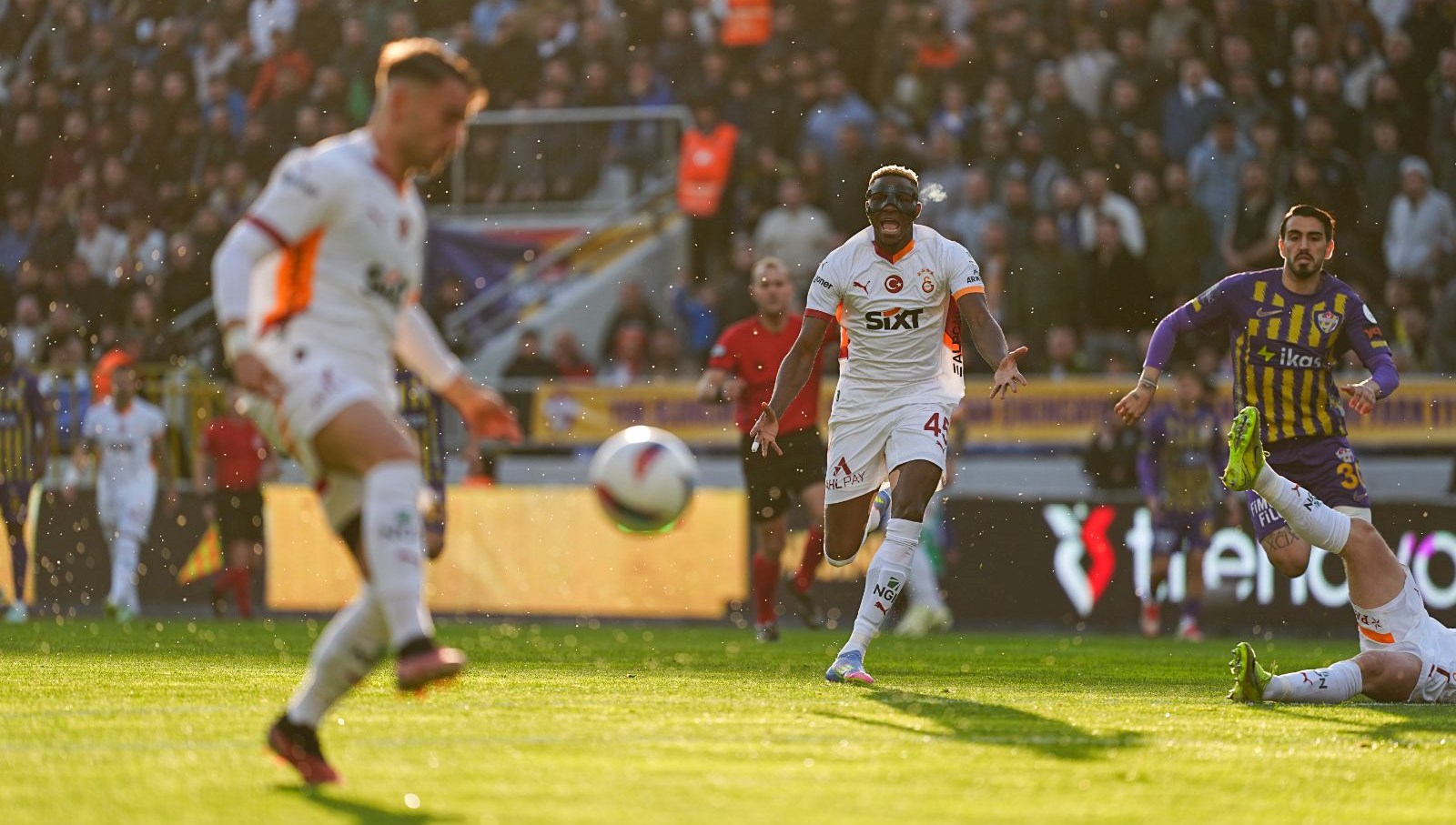 galatasaray galip geldi osimhen rekorunu egale etti tepede fark tekrar 5 rZKNnbZH