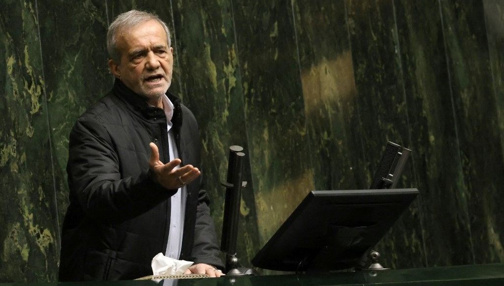 Lüks Seyahat Krizi: İranlı Başkan Yardımcısı Koltuğunu Kaybetti 71 halk ekonomik krizle bogusurken luks seyahate gitti iran cumhurbaskani yardimcisi misyondan alindi UDWaNzwA