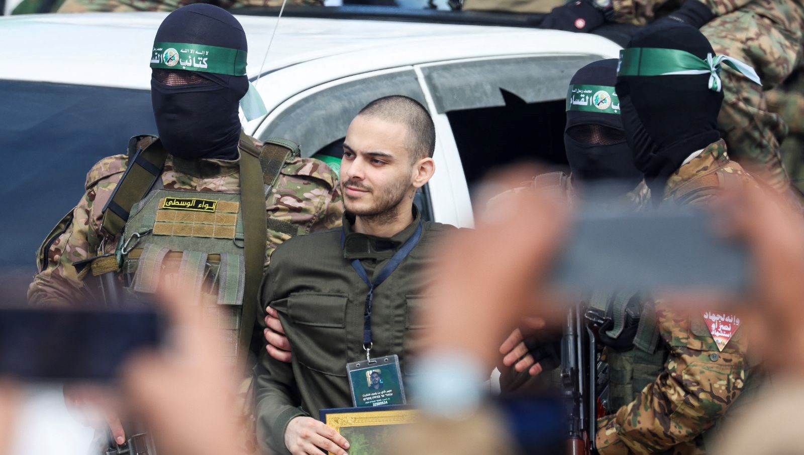 Hamas'tan ateşkes açıklaması: İsrail çekilir ve taarruzları durdurursa rehineleri bırakırız 71 hamastan ateskes aciklamasi israil cekilir ve taarruzlari durdurursa rehineleri birakiriz uNCFiTeh