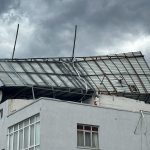 hatayda siddetli firtina catilari ucurdu 2fLQtkMa