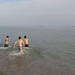 hava sicakligi 28 dereceyi buldu denize girerek serinlediler G1NRKleC