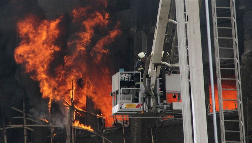 hindistanda havai fisek fabrikasinda patlama 8 meyyit X5wj8u6F