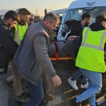 iki emekci servisi bas basa carpisti wwhRb7WW