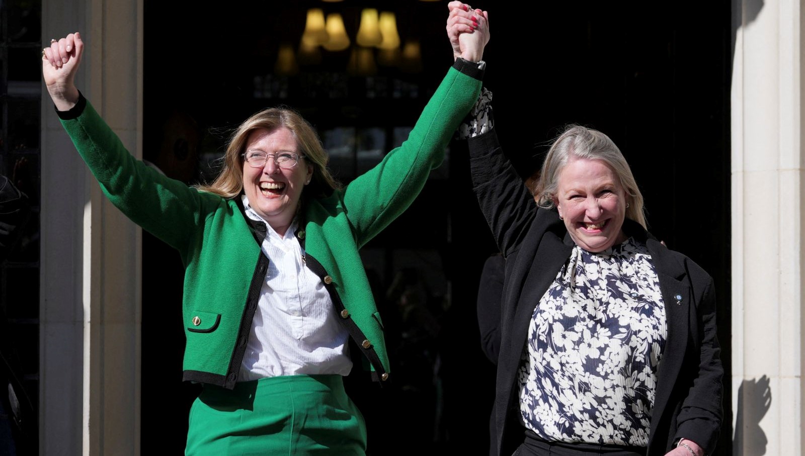 ingiliz mahkemesi bayanin yasal tarifi biyolojik cinsiyete dayanir C9iTh9s6