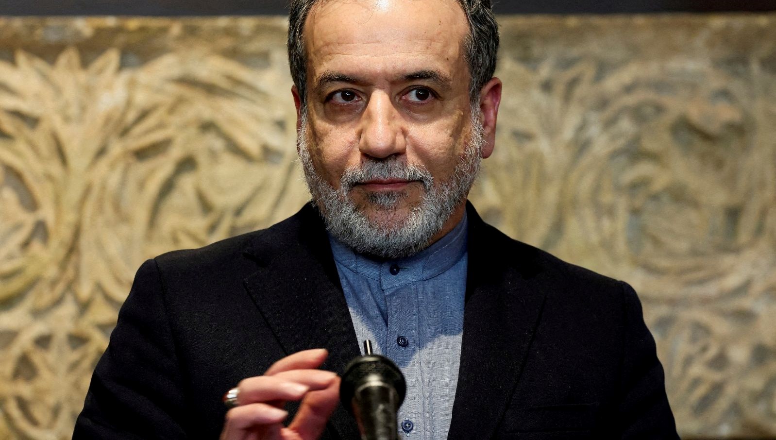 iran disisleri bakani moskovada putine hamaneyden bildiri getirdi NczjtutD