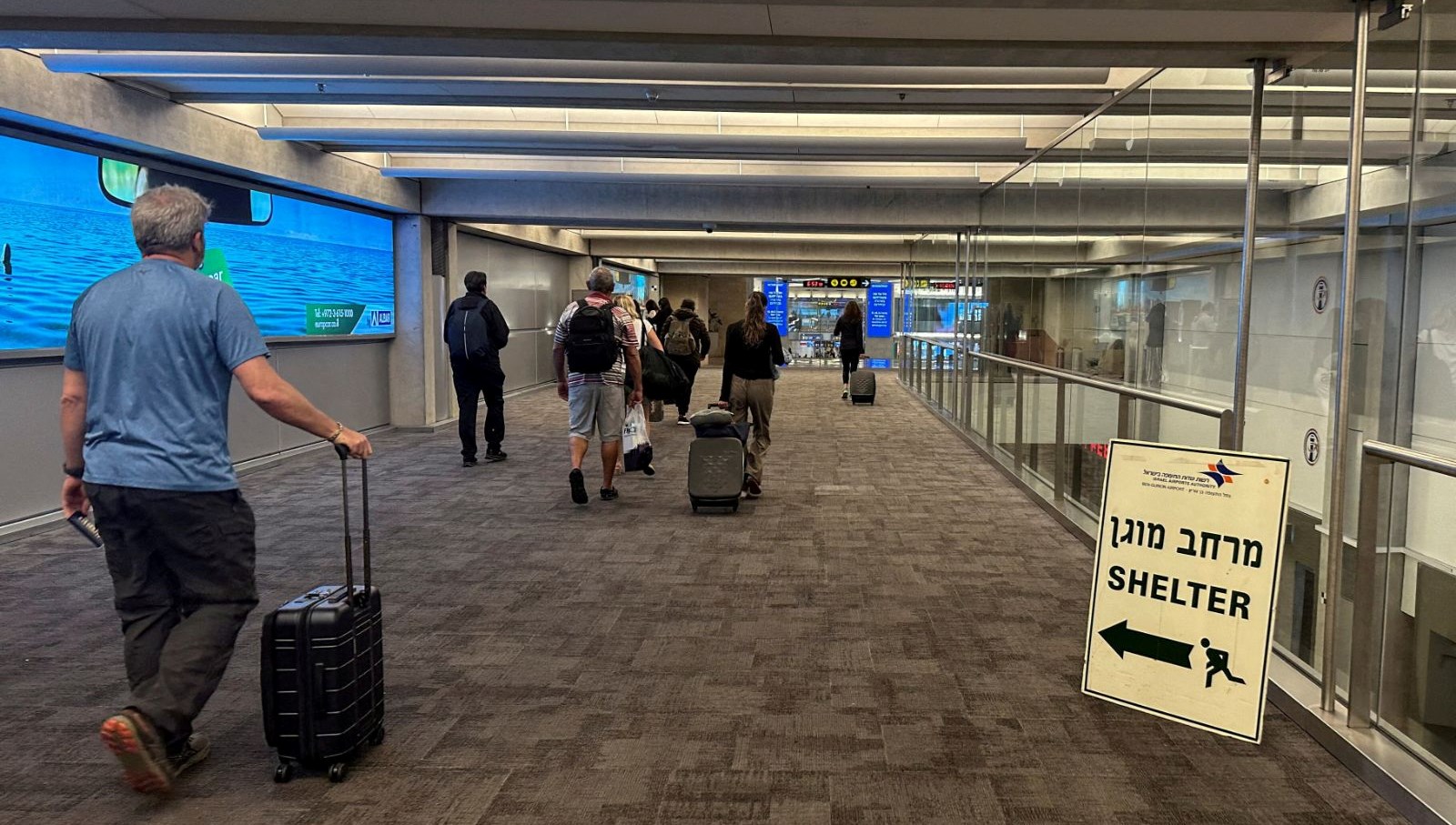 israil ingiliz milletvekillerini ulkeye almadi