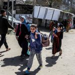 israil ordusu filistinlileri goce zorluyor gvNlDyFv