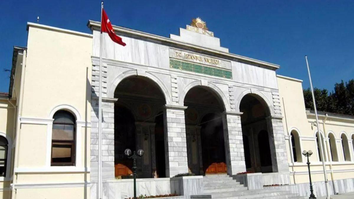 istanbul valiliginden deprem aciklamasi yikim ihbari alinma