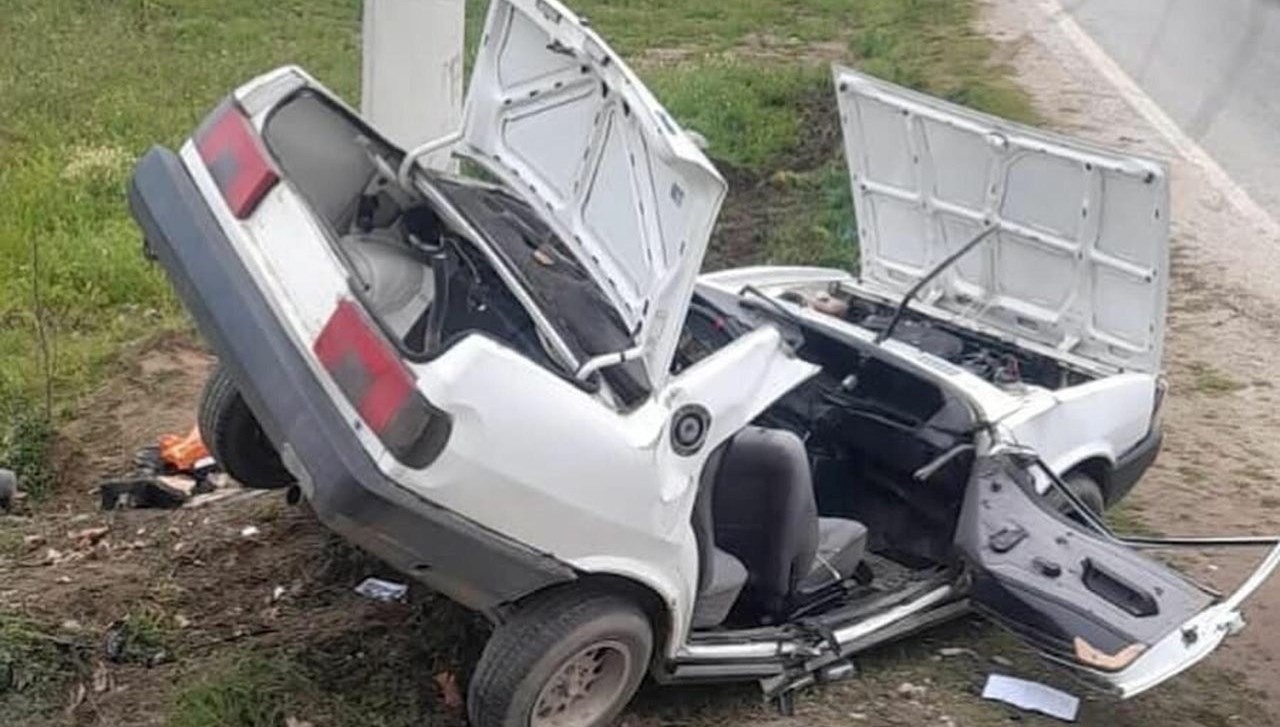 İzmir'de feci kaza: İki kuzen ömrünü yitirdi 71 izmirde feci kaza iki kuzen omrunu yitirdi UufItZrt