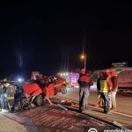 izmitte feci kaza d 605 yolunda otomobil bariyere saplandi eTXwnXHD