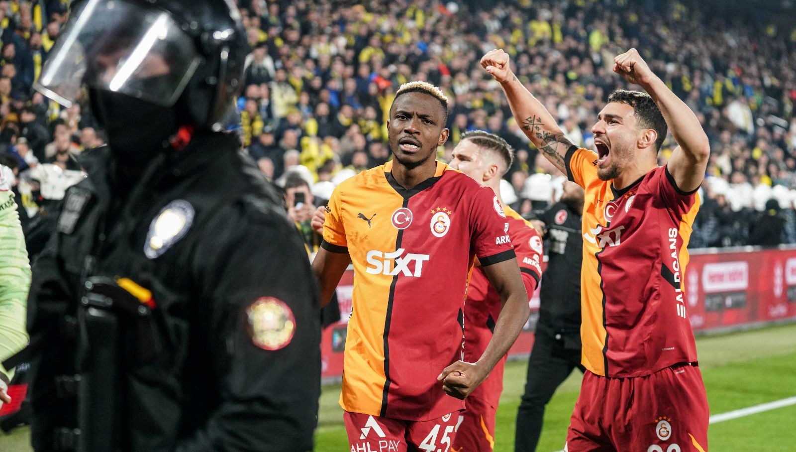 kadikoyde aslan pencesi 3 nisan 2025 spor mansetleri