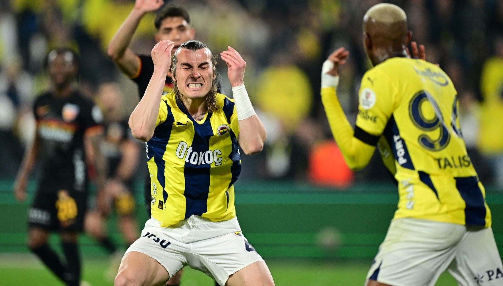 kadikoyde husran ve isyan 21 nisan 2025 spor mansetleri SIqYnbIC