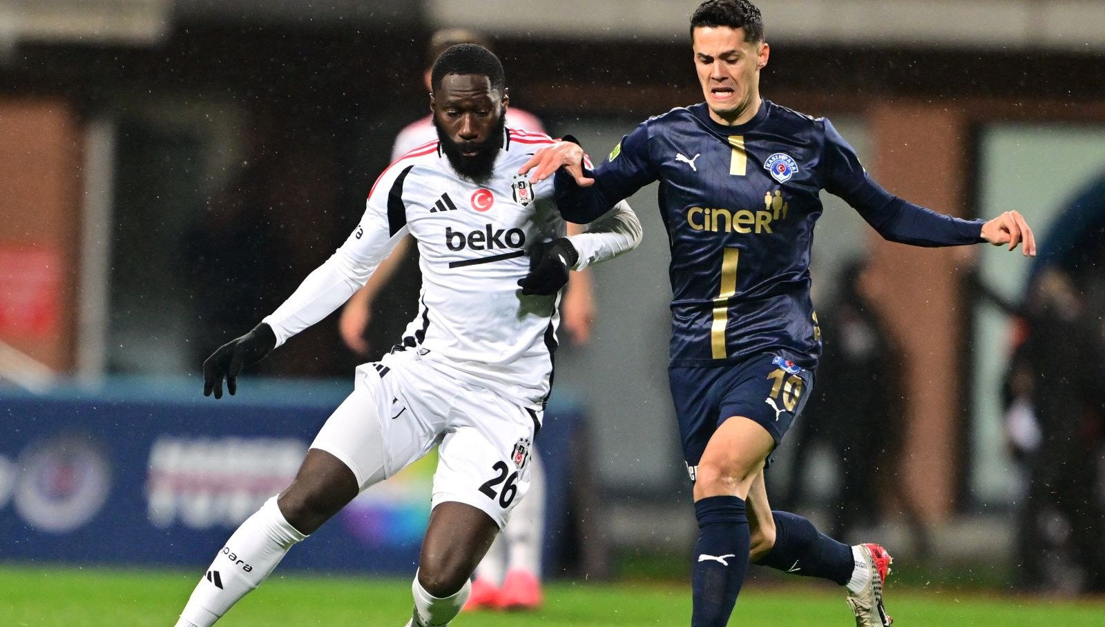 Kasımpaşa ile Beşiktaş puanları paylaştı: Bir kırmızı kart bir sakatlık 71 kasimpasa ile besiktas puanlari paylasti bir kirmizi kart bir sakatlik lOewT6Oq