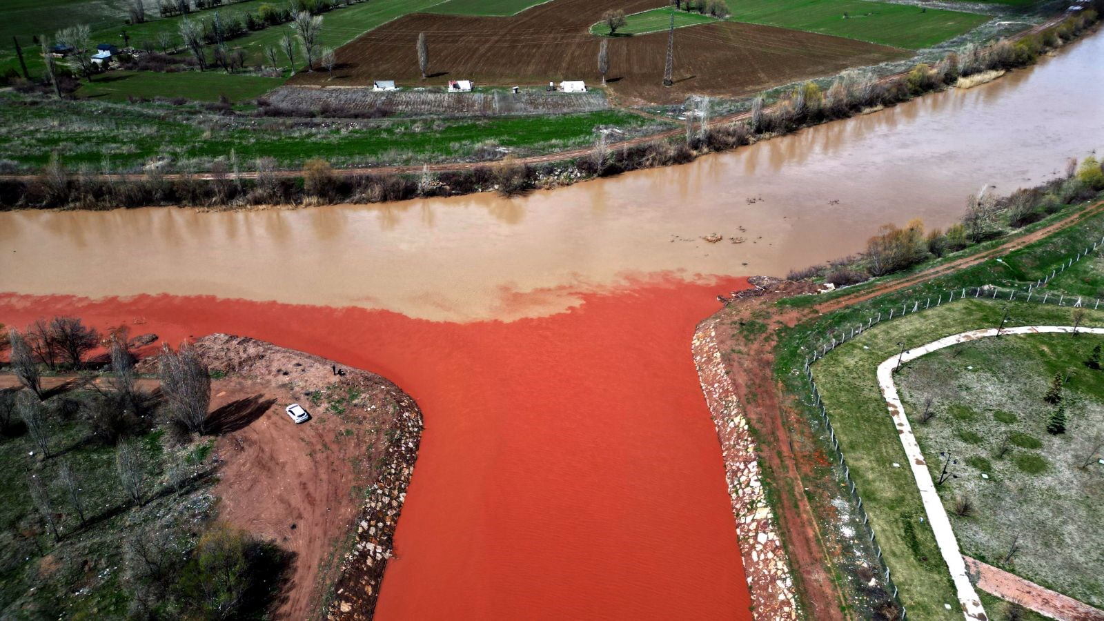 kizilirmakta fadlum tesiri bahar geldi renk degisti TYJs8khe