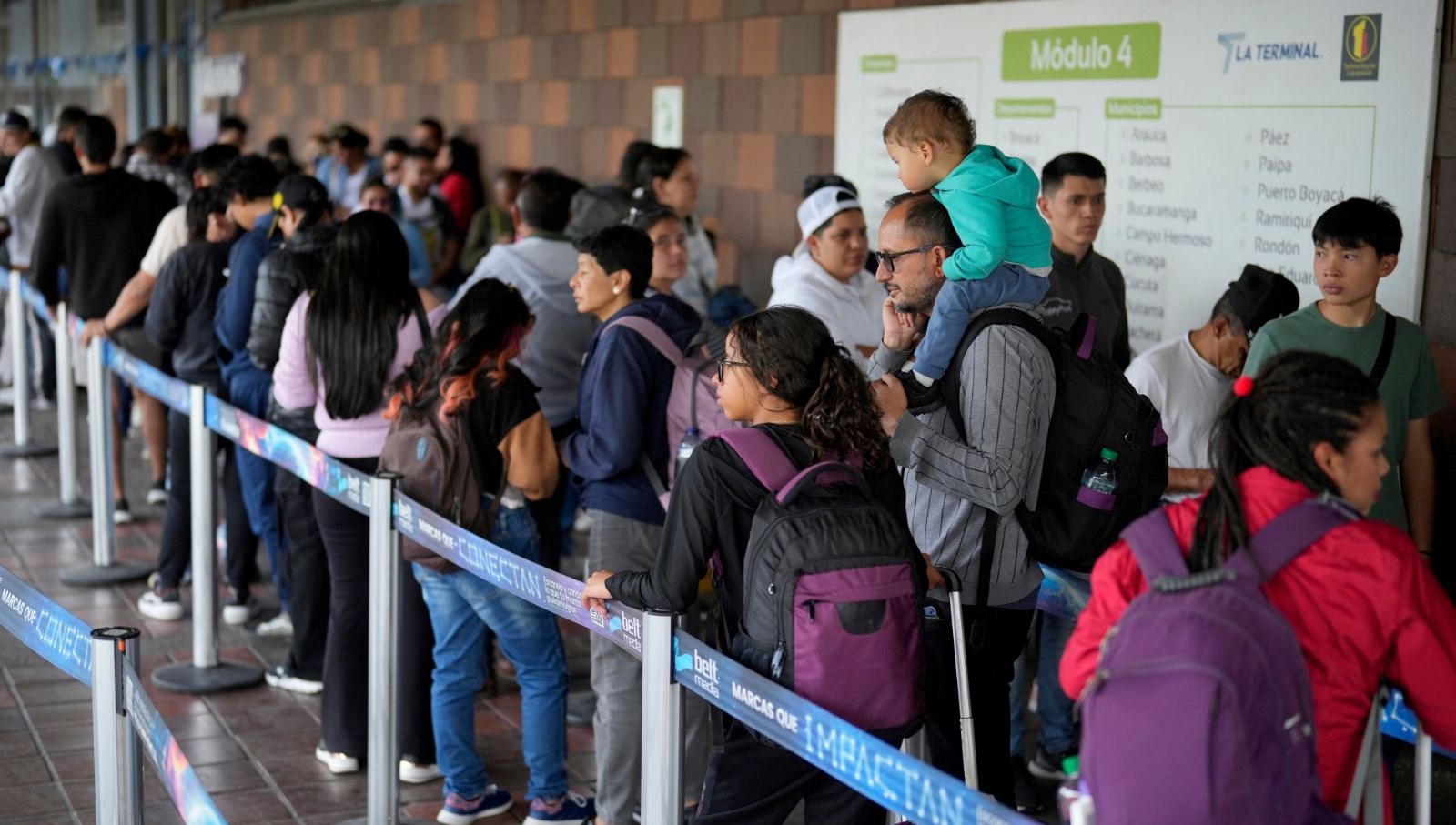 kolombiyada sari humma salgini acil durum ilan edildi