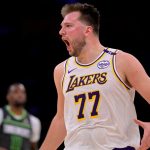 luka doncic sazi eline aldi lakers seriyi 1 1e getirdi guPTAXGj