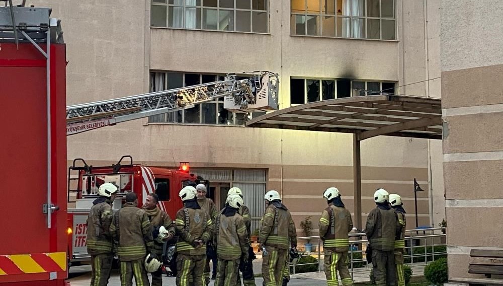 maltepe huzurevinde yangin yaralanan 27 bireyden 19u taburcu edildi zppinZvk