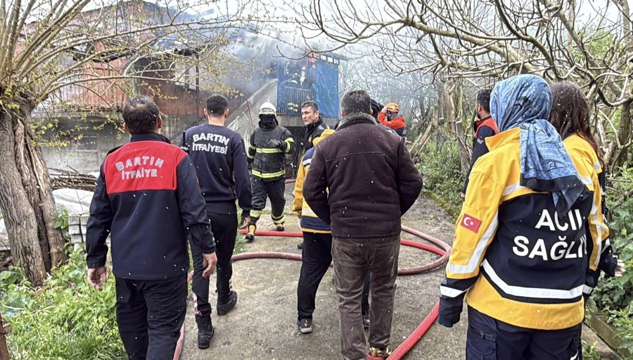 meskende cikan yanginda hayatini kaybetti akSvtccp