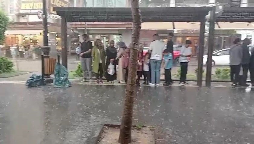 meteoroloji acikladi 5 vilayet icin saganak uyarisi 4jfLvSpX