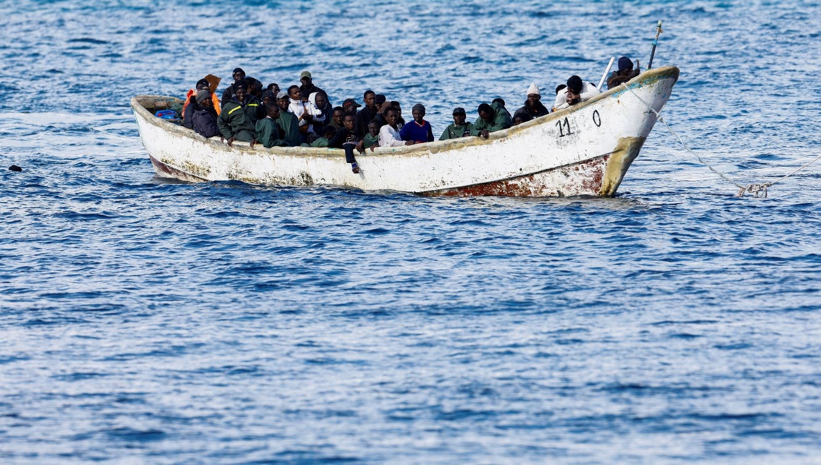 midilli aciklarinda multeci teknesi batti 4 meyyit I8TInbBz