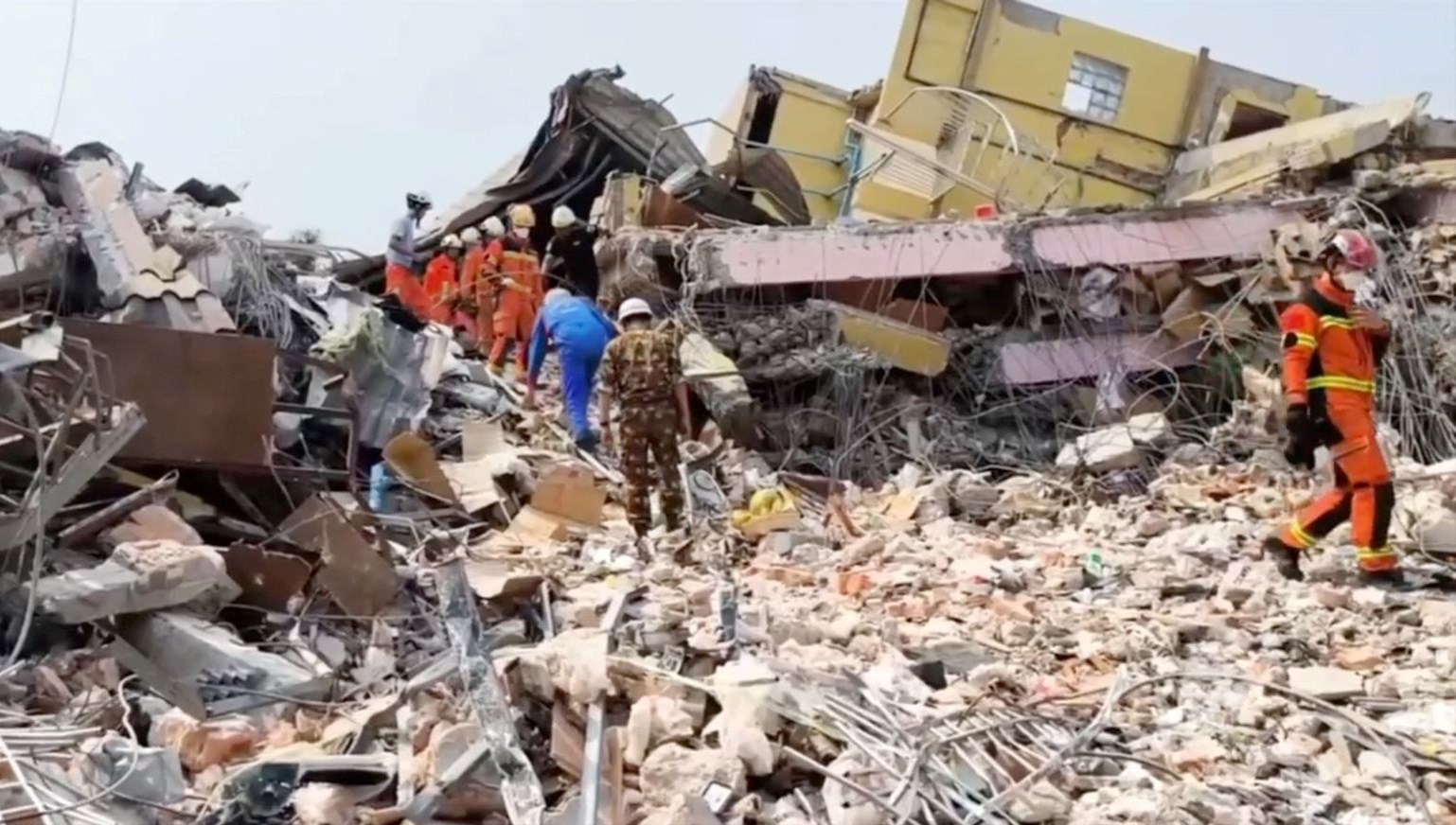 myanmarda can kaybi 3 bini gecti 5MjGAGWi