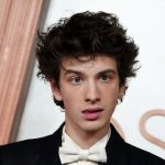 oscar odullu anoraninrus aktoru mevt listesinde V64Y6AbQ