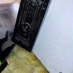 otopark gorevlisine carpan minibusun soforu aracini birakip kacti JNAZxIWz