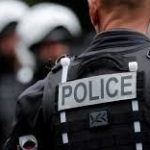 paris adliyesinde bomba alarmi bina tahliye edildi KfNHYf6c