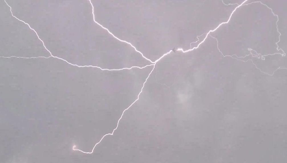 pegasus ucagina yildirim isabet ettiucaga yildirim carparsa ne olur VeQkwG8S