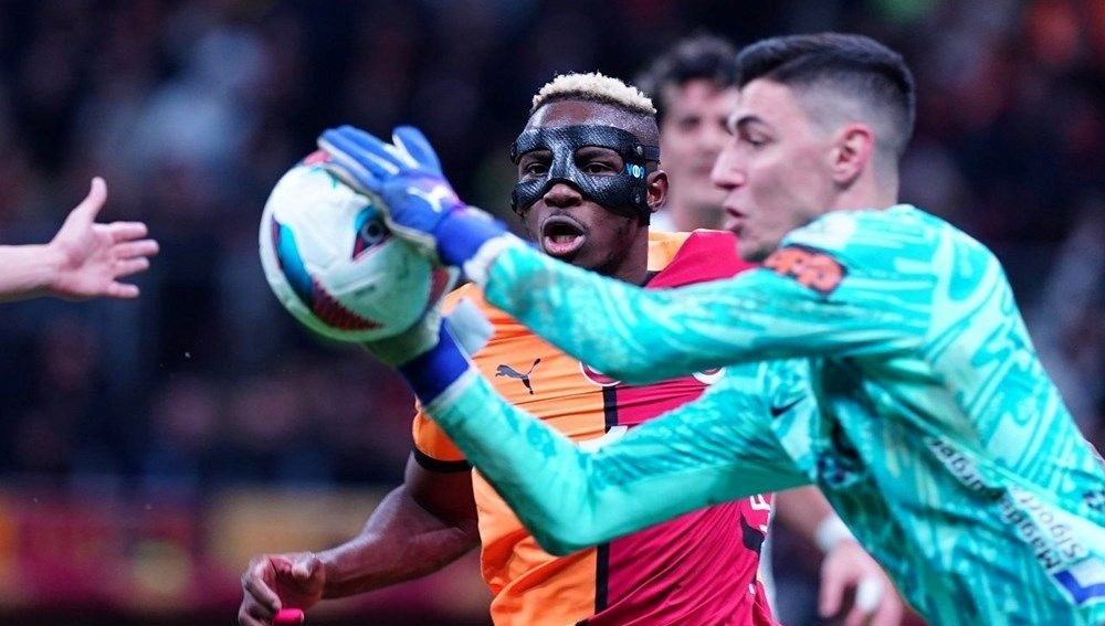 premier lig devleri ulusal kaleci berke ozer icin geldi valzags3