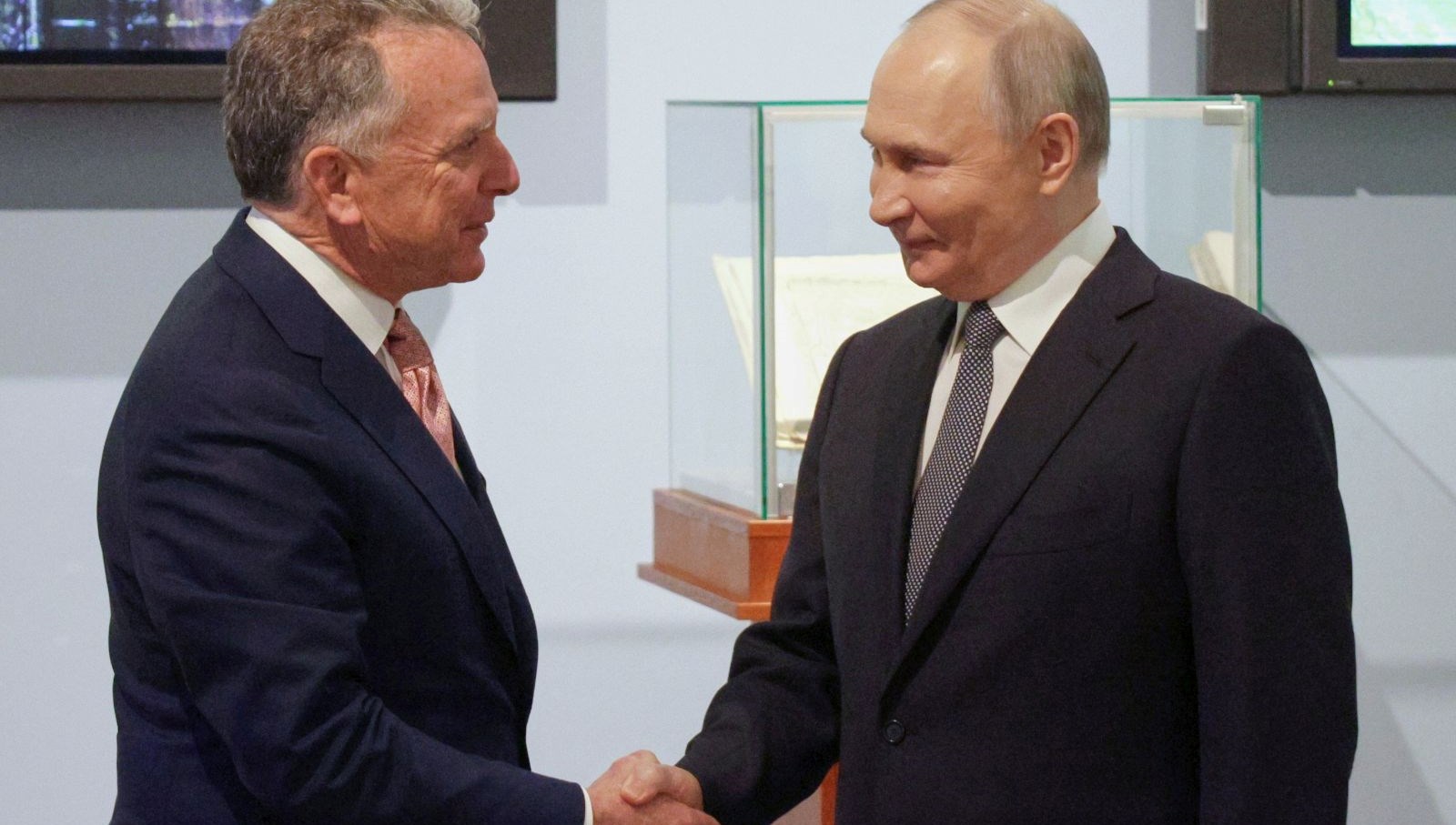 Putin'den ABD'ye dostluk eli: Moskova'daki kritik görüşme 4 saat sürdü 71 putinden abdye dostluk eli moskovadaki kritik gorusme 4 saat surdu mrsMKOtC