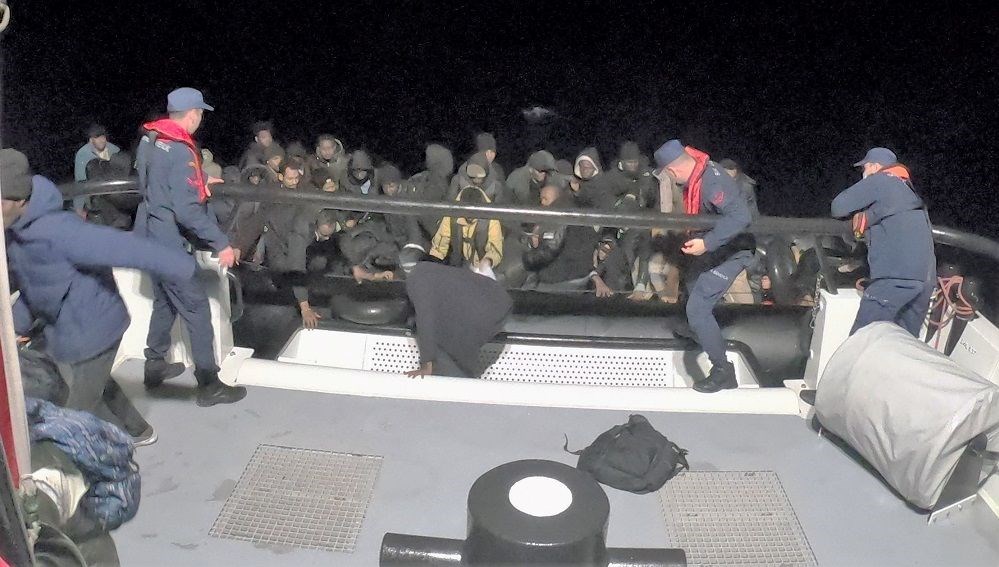 ramazan bayraminda 696 sistemsiz gocmen yakalandi V853gu4v