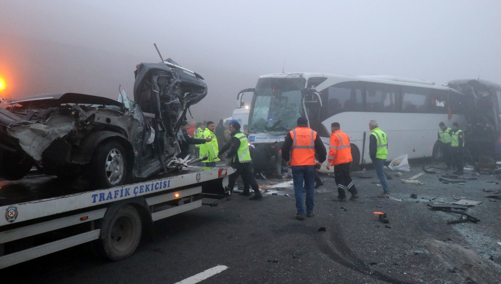 sakaryada 11 kisinin oldugu katliam uzere kazada 3 durusma cb5d5M1s