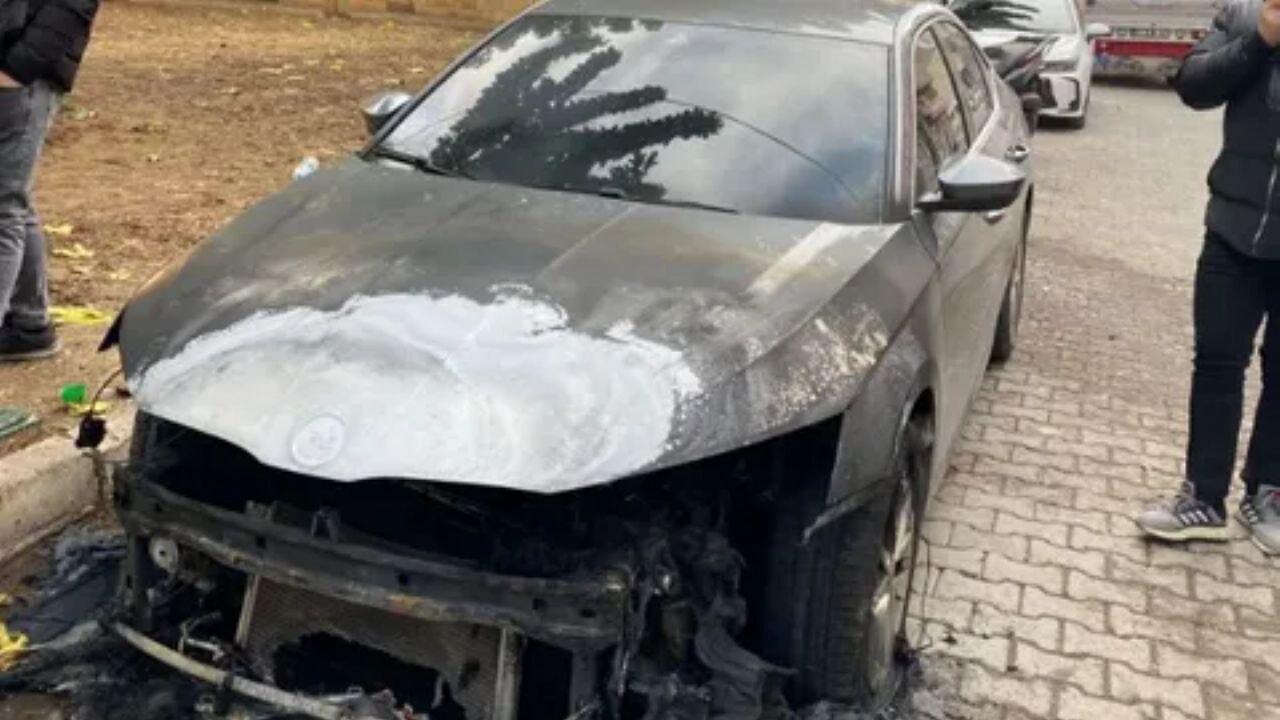 sanliurfada korkutan kundaklama 9 arac kule dondu uBETB1bQ