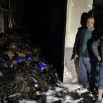 siirtte terlik fabrikasinda yangin 11 kisi dumandan etkilendi Wte1qUSG