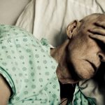 tabipler belirtileri gecistirdi ve uygun oldugunu soyledi 59 yasindaki adam 10 hafta sonra kanserden UTnv6F4R