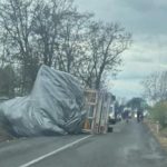 tekirdagda saman yuklu tir devrildi 1 yarali 2sWz4rpp