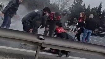 TEM'de Zincirleme Kaza Kabusu: Polisler de Yaralılar Arasında 71 temde zincirleme kazadordu polis bes kisi yarali t3WBwTkK