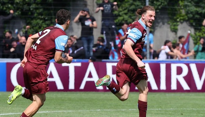 trabzonsporun gencleri kupa icin alana cikiyor rakip barcelona k9T5yBf9