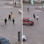 trafikte mendil satanlar ile sofor ortasinda hengame kwPmDYVg