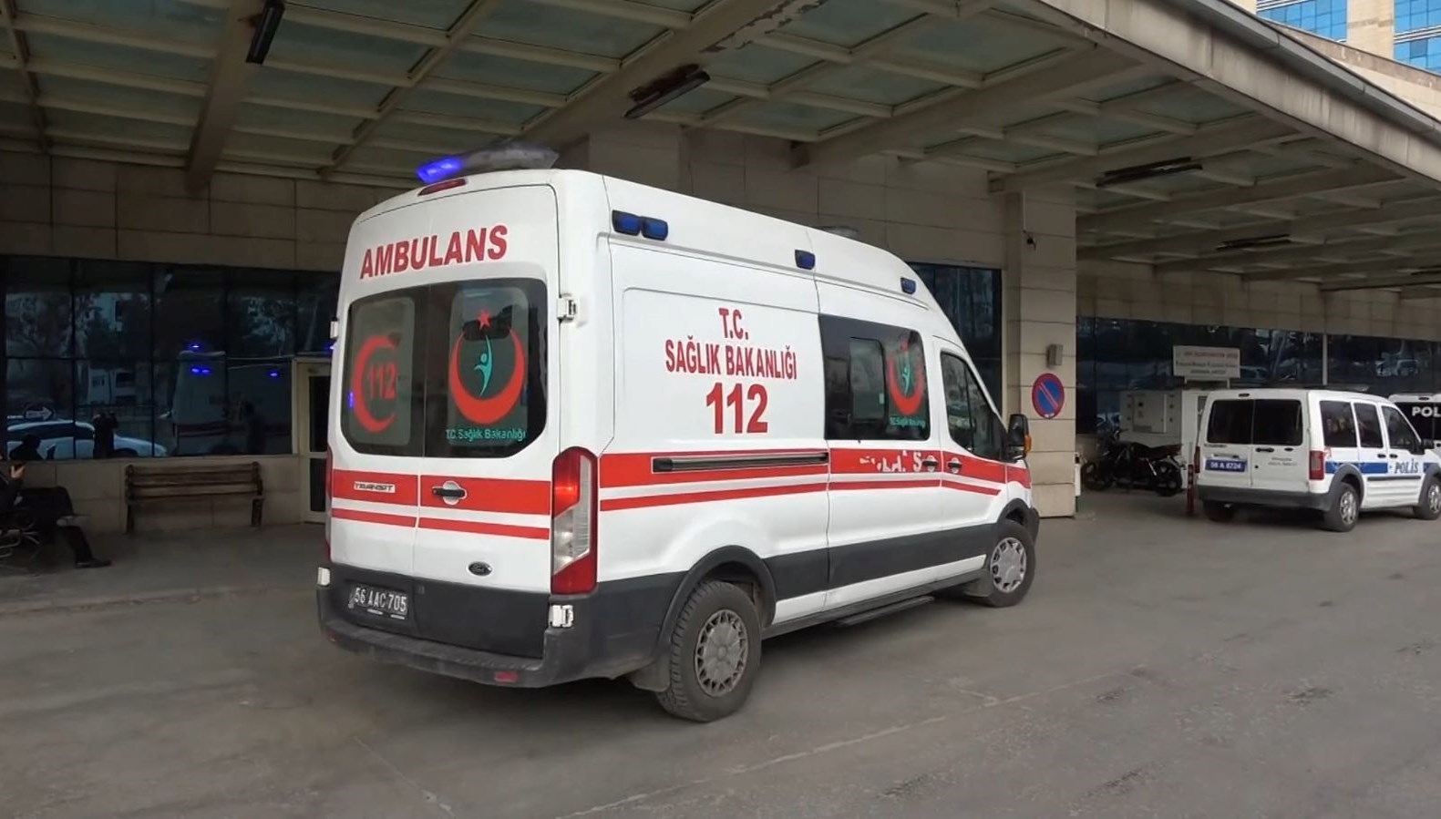 Traktör Kazası Can Aldı 71 traktorun altinda kalarak can verdi K5WwTGBv