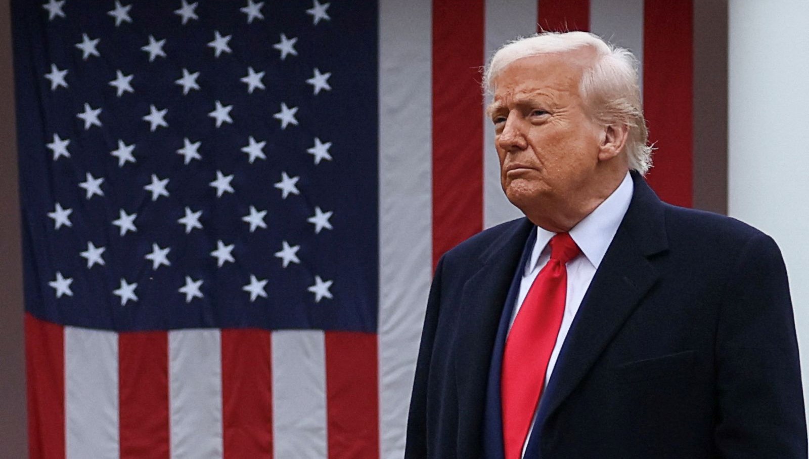 trumpa dayanak eriyor 2nci devrinin en dusuk duzeyinde lYuKSMbX